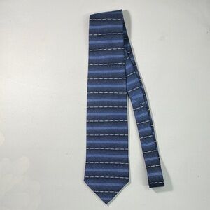 Elegant Navy Striped Men's Tie